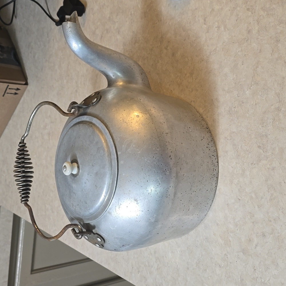 Vintage Wear-Ever Aluminum Tea Pot